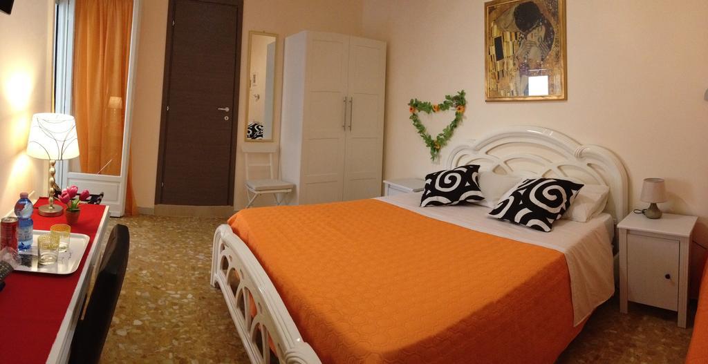 Vatican Golden Rooms Rome Bilik gambar